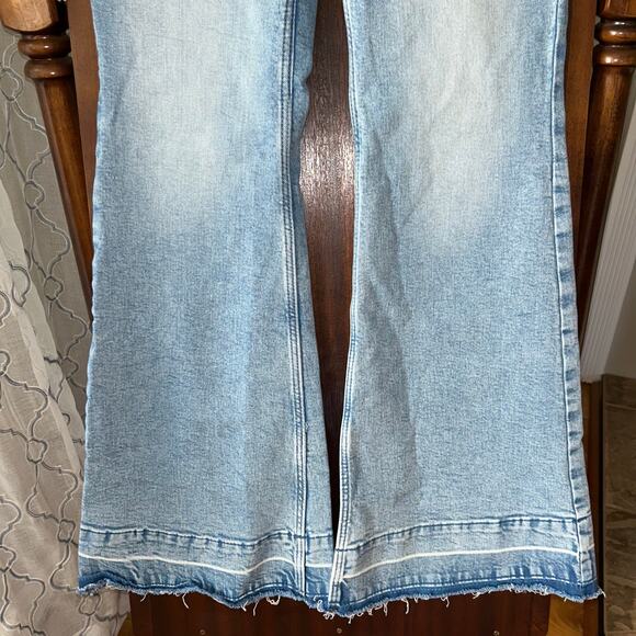 Wrangler high rise fierce Flare Jean Womens 6 x 32 Stretch concert western light - Picture 2 of 10